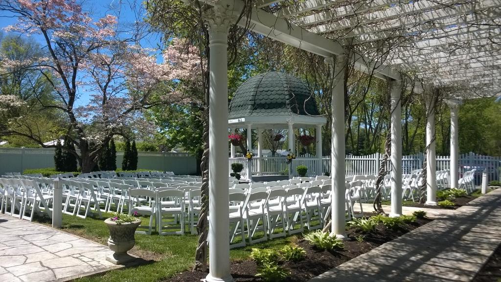 Greene Gables Inn White Hall Exterior foto